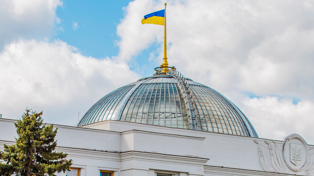 Большинство украинцев хотят изменений в правительстве и власти после войны