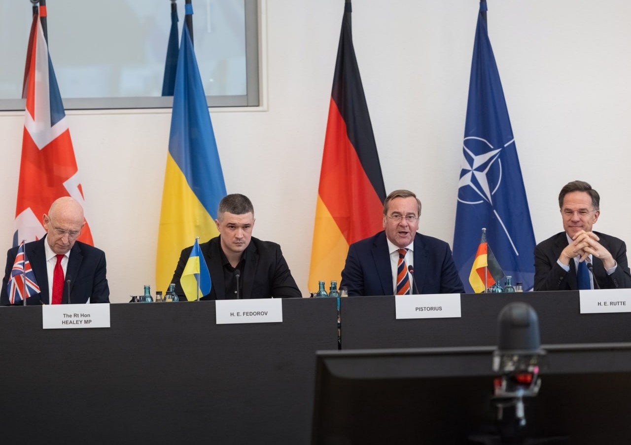 НАТО проведет заседание контактной группы по Украине 18 июня