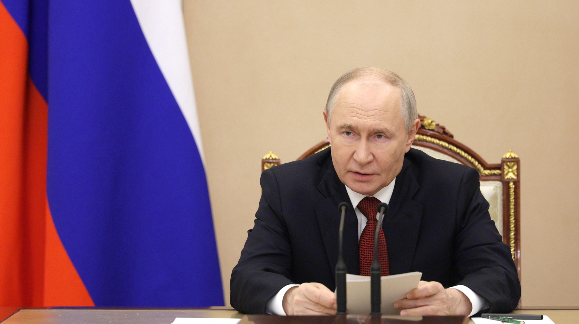 Путин признал проблемы с топливом
