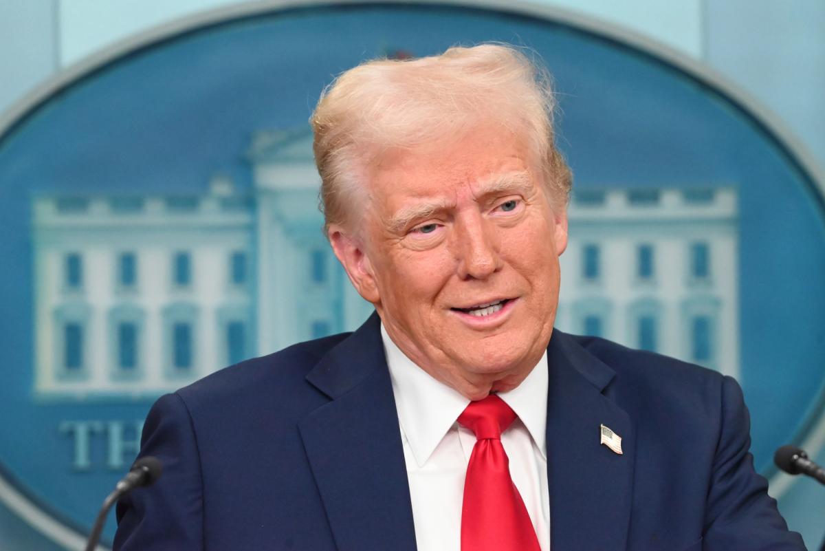 Трамп пригрозил Ирану разрушительной войной