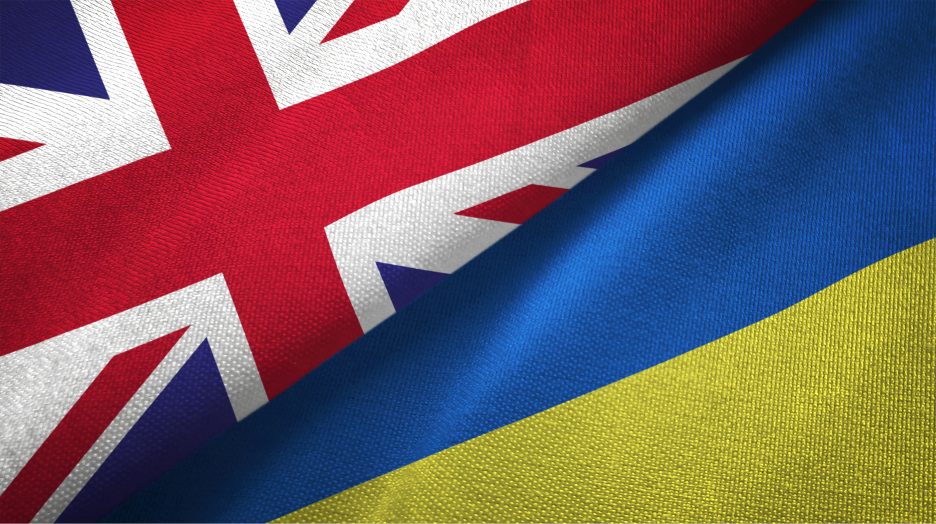 Великобритания предоставит Украине 150 тыс. дронов и 350 ракет ПВО