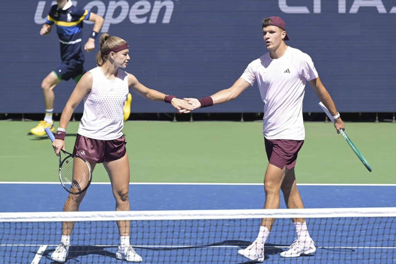 Чешская пара Мухова и Меншик победила в смешанном парном разряде US Open 2026