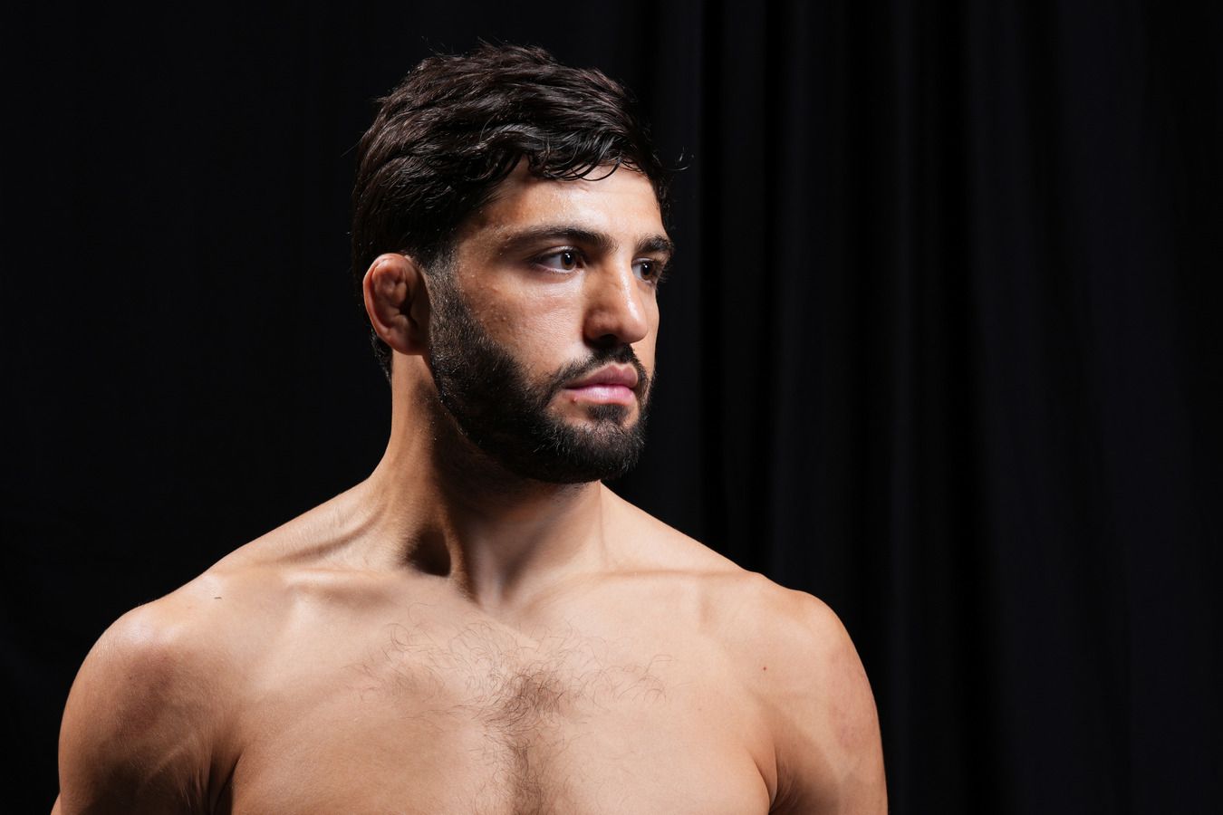 Эксперт UFC: победа Царукяна над Оливейрой в реванше сделает его претендентом