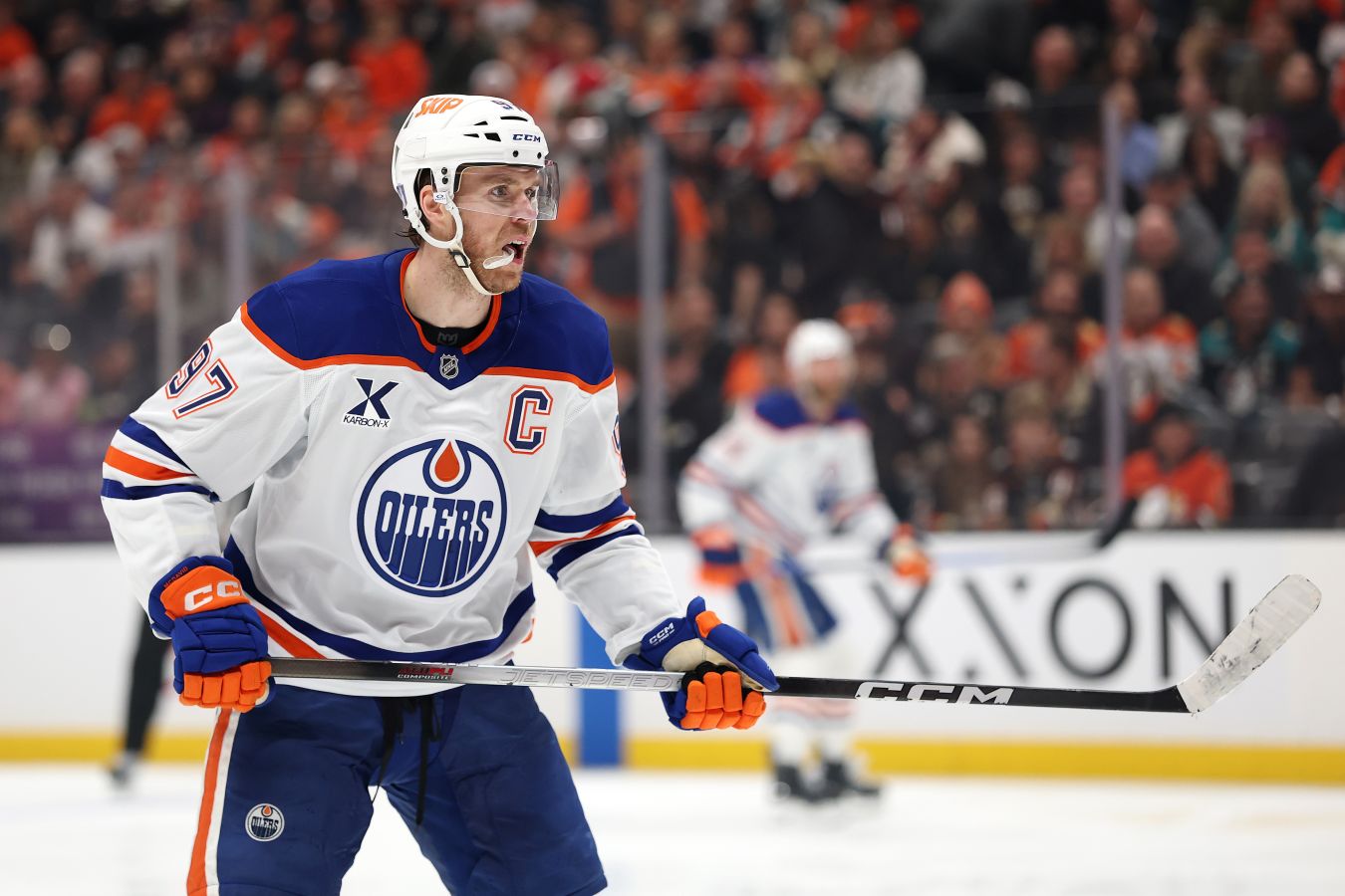 Макдэвид признан лучшим центрфордом НХЛ по версии NHL Network
