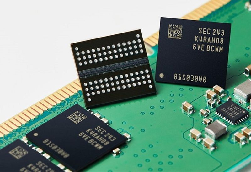 Samsung ищет внешних партнёров для увеличения выпуска DDR5‑модулей