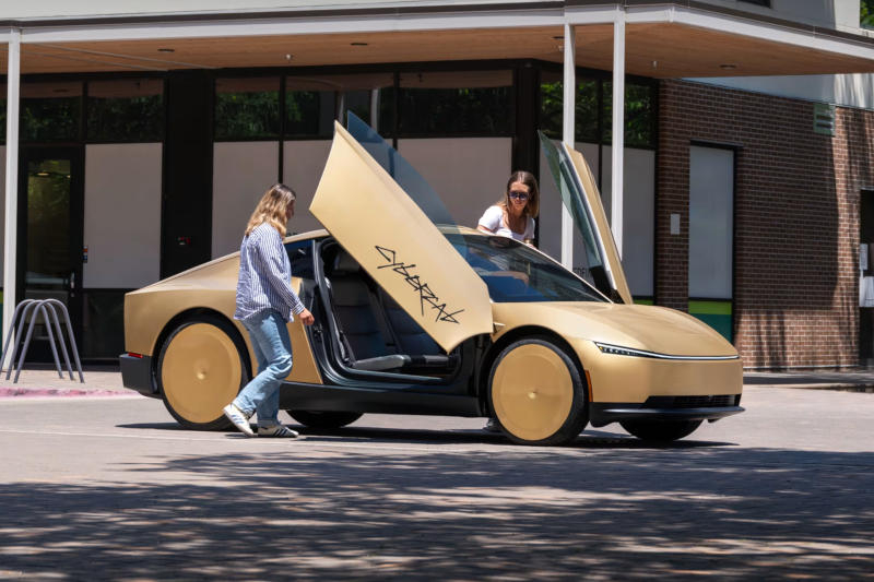 Tesla начала проверку Cybercab в США: регулятор изучает соответствие новым такси стандартам
