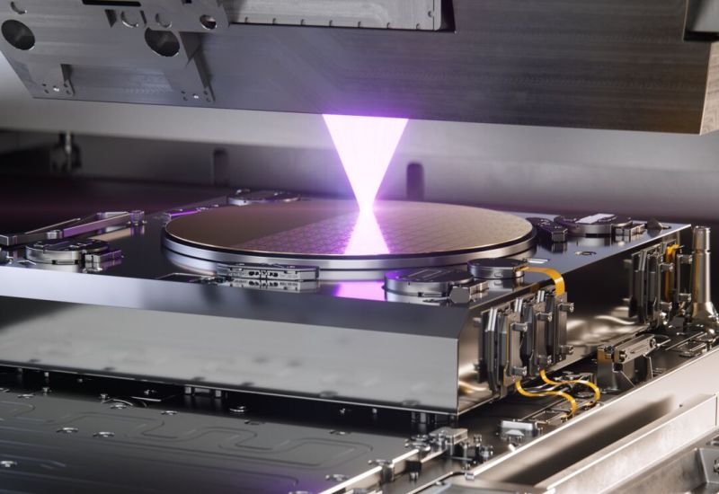 Zeiss оценивает 15‑летний отрыв Китая в создании собственного EUV‑оборудования